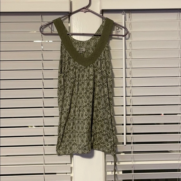 Guess Tops - Guess tank top